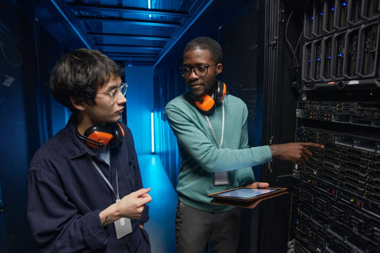 Server Engineers in Data Center
